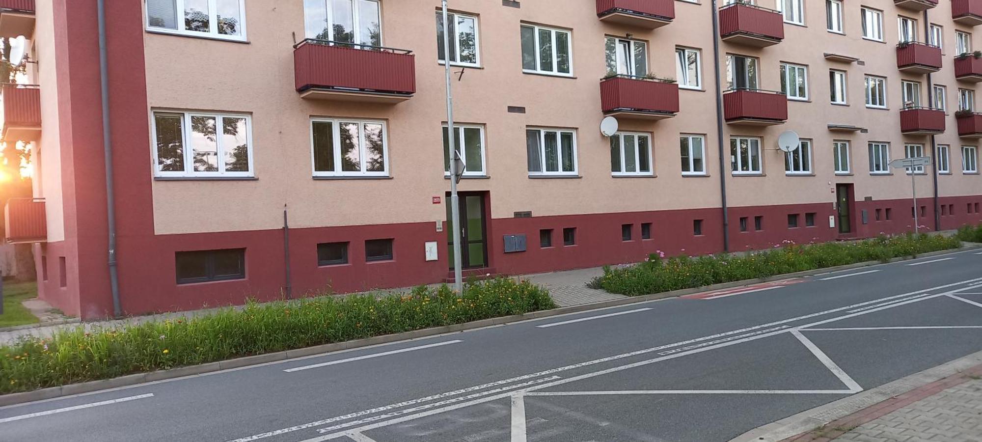Garsonka Ve Dvore Dvůr Králové nad Labem Exteriör bild